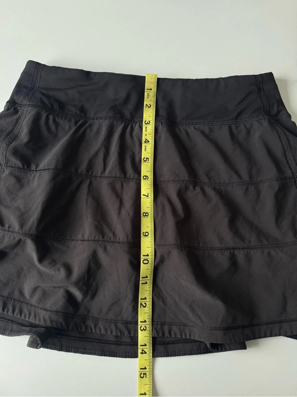 Lululemon Pace Rival Mid-Rise Tennis Skirt in Black (Long 12”) - Size 6